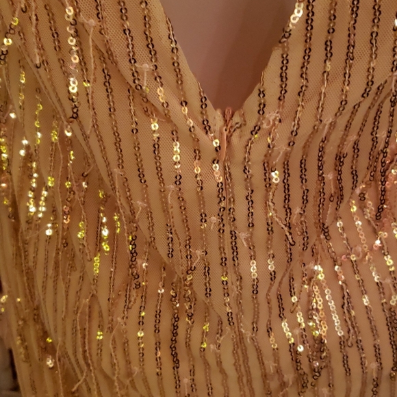 NWT gold sequin v-neck cocktail dress m - Picture 5 of 13